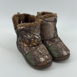 Realtree Toddler Kids Camouflage Outdoor Fleece-Lined Boots (size 9/10) #TM225